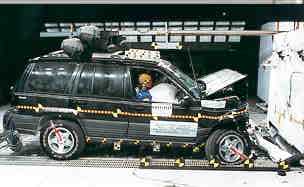 NCAP 1998 Jeep Grand Cherokee front crash test photo