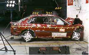 NCAP 1998 Subaru Legacy front crash test photo