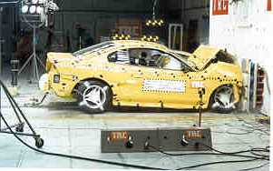 NCAP 1998 Ford Mustang front crash test photo