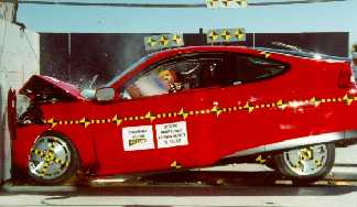NCAP 2000 Honda Insight front crash test photo