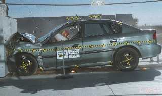NCAP 2000 Subaru Legacy front crash test photo