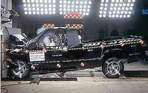 Chevrolet S-10 safety ratings