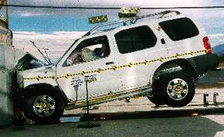 NCAP 2000 Nissan Xterra front crash test photo