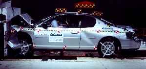 NCAP 2001 Chevrolet Monte Carlo front crash test photo