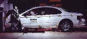 NCAP 2001 Chrysler LHS front crash test photo