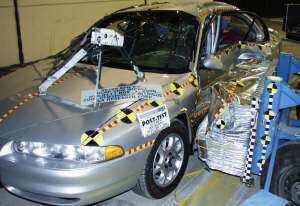 NCAP 2001 Oldsmobile Intrigue side crash test photo