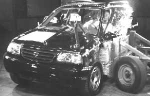 NCAP 2002 Suzuki Grand Vitara side crash test photo