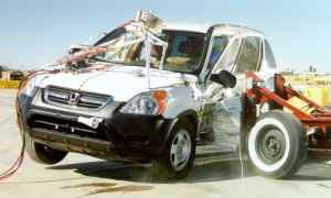 NCAP 2002 Honda CR-V side crash test photo