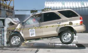 NCAP 2002 Acura MDX front crash test photo