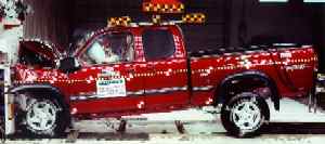 NCAP 2002 Toyota Tundra front crash test photo