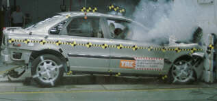NCAP 2002 Volvo S80 front crash test photo