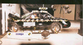 NCAP 2002 Ford Thunderbird front crash test photo