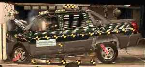 NCAP 2003 Chevrolet Avalanche front crash test photo