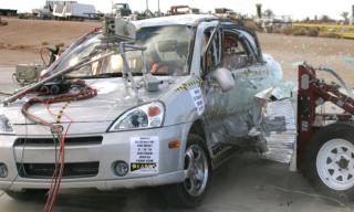 NCAP 2004 Suzuki Aerio side crash test photo