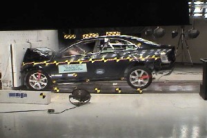 NCAP 2004 Acura TSX front crash test photo