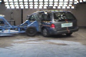 NCAP 2004 Ford Freestar side crash test photo