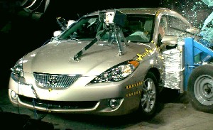 NCAP 2004 Toyota Solara side crash test photo
