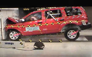NCAP 2005 Dodge Durango front crash test photo