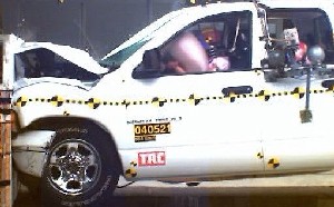 NCAP 2005 Dodge Ram 1500 front crash test photo