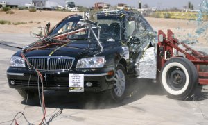 2005 Hyundai XG350  4-DR. w/SAB Side Crash