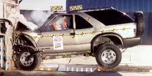 NCAP 2005 Chevrolet Blazer front crash test photo