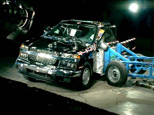 NCAP 2006 Chevrolet Colorado side crash test photo