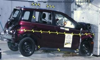 NCAP 2006 Scion xA front crash test photo