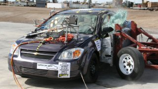 NCAP 2006 Chevrolet Cobalt side crash test photo