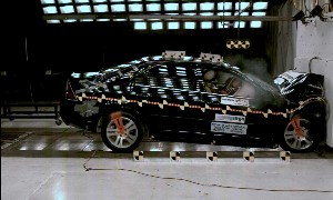 NCAP 2006 Ford Fusion front crash test photo