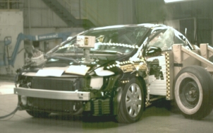 NCAP 2007 Honda Civic side crash test photo