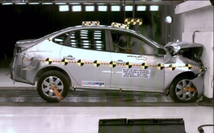 NCAP 2007 Hyundai Elantra front crash test photo
