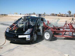 NCAP 2007 Toyota Prius side crash test photo