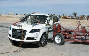 NCAP 2007 Audi Q7 side crash test photo