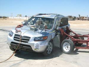 NCAP 2007 Hyundai Santa Fe side crash test photo