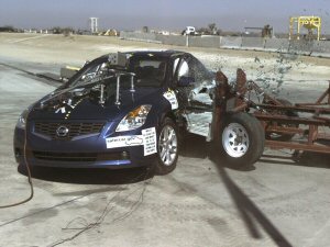 NCAP 2008 Nissan Altima side crash test photo