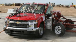 NCAP 2009 Chevrolet Colorado side crash test photo