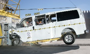 NCAP 2009 Chevrolet Express front crash test photo