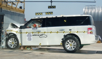 NCAP 2009 Ford Flex front crash test photo