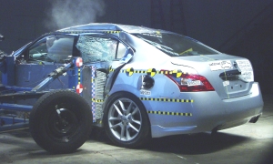 NCAP 2009 Nissan Maxima side crash test photo