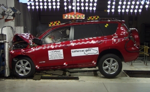 NCAP 2010 Toyota RAV4 front crash test photo