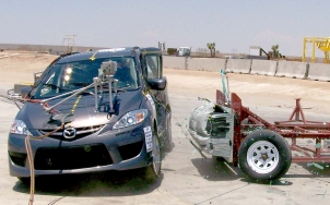 NCAP 2010 Mazda MAZDA5 side crash test photo