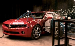 NCAP 2010 Chevrolet Camaro side crash test photo