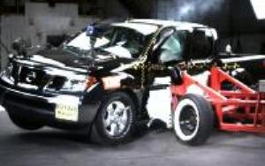 NCAP 2010 Nissan Frontier side crash test photo