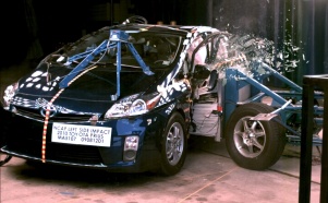 NCAP 2010 Toyota Prius side crash test photo