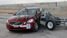 NCAP 2013 Volvo S60 side crash test photo