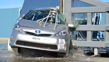NCAP 2013 Toyota Prius side pole crash test photo