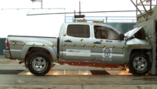 NCAP 2014 Toyota Tacoma front crash test photo