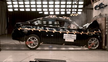 NCAP 2014 Nissan Maxima front crash test photo