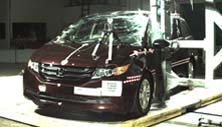 NCAP 2014 Honda Odyssey side pole crash test photo