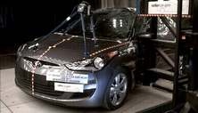 2015 Hyundai Veloster Side Pole Crash Test